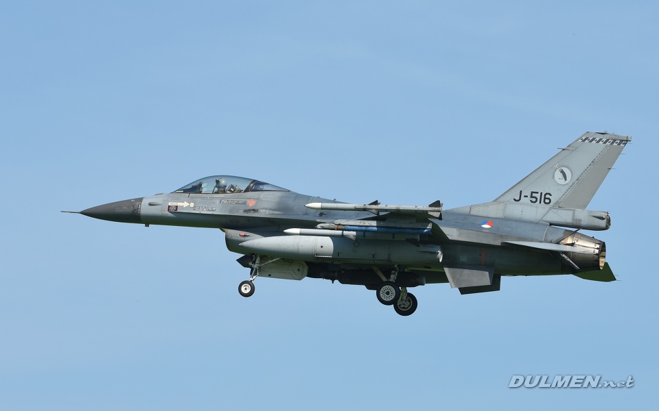 F-16AM J-516 322sqn